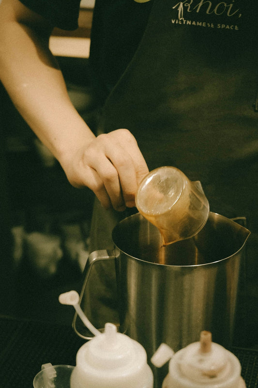 Elevate Your Coffee Rituals with the Sophisticated Ceramic V60 Coffee Dripper BlackWhite - Baristas Tools