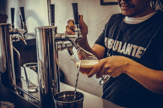 Essential Tips for Using a Stainless Steel Milk Frothing Pitcher with Silicone Grip for Barista-Style Coffees - Baristas Tools