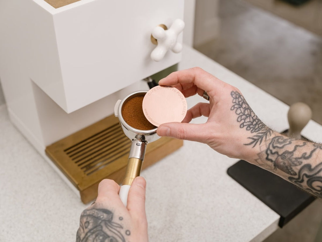 Exploring the Traditional Matcha Tea Experience with a 4-Piece Japanese Ceramic Kit - Baristas Tools