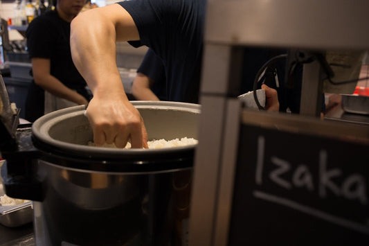 Mastering the Art of Mess-Free Espresso with a Magnetic Coffee Dosing Ring - Baristas Tools