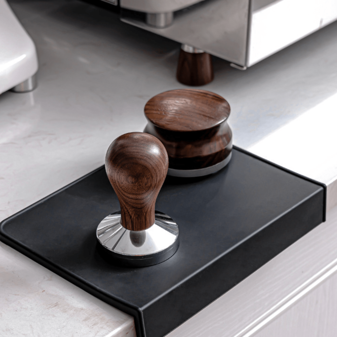 Black Silicone Coffee Tamper Mat – Non - Slip, Heat - Resistant Espresso Tamping Pad - Baristas Tools